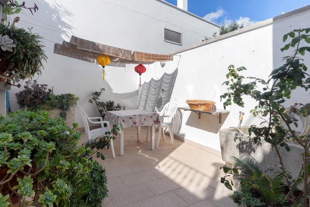 Ferienwohnung La Torre Antica Dimora Giuggianello Exterior foto