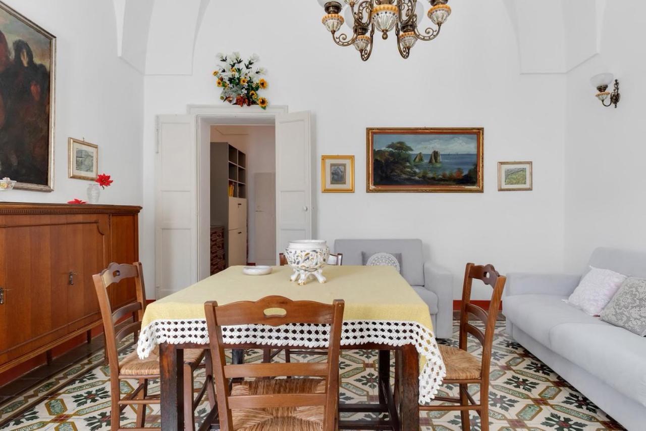 Ferienwohnung La Torre Antica Dimora Giuggianello Exterior foto